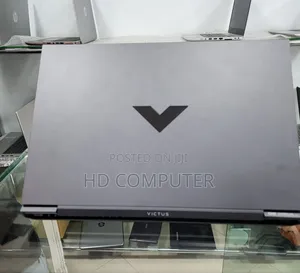 New Laptop HP Victus 15 16GB Intel Core I7 SSD 512GB