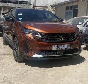 Peugeot 5008 1.2 PureTech 130 GT Line 2021 Brown