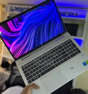 Photo - New Laptop HP ProBook 450 G9 16GB Intel Core I5 SSD 512GB