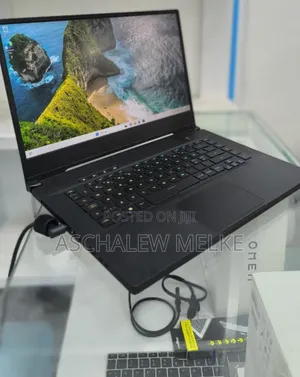 New Laptop Asus ROG Zephyrus G15 32GB Intel Core I7 SSD 1T