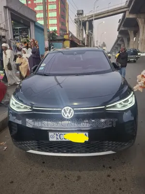 Photo - Volkswagen ID.4 2023 Blue