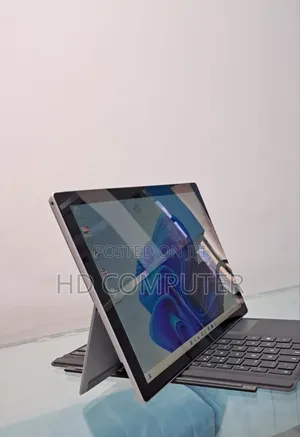 Photo - New Laptop Microsoft Surface 8GB Intel Core I5 SSD 256GB