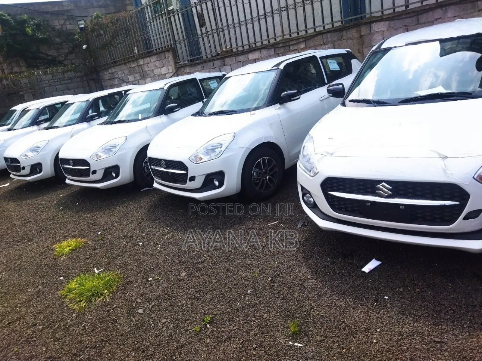 New Suzuki Swift 2023 White