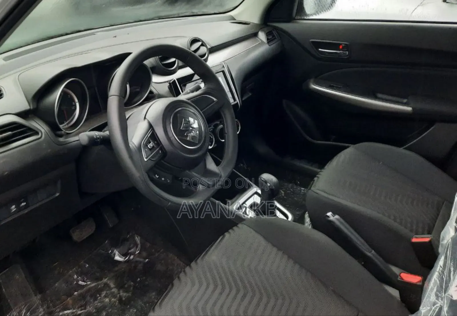 New Suzuki Swift 2023 White