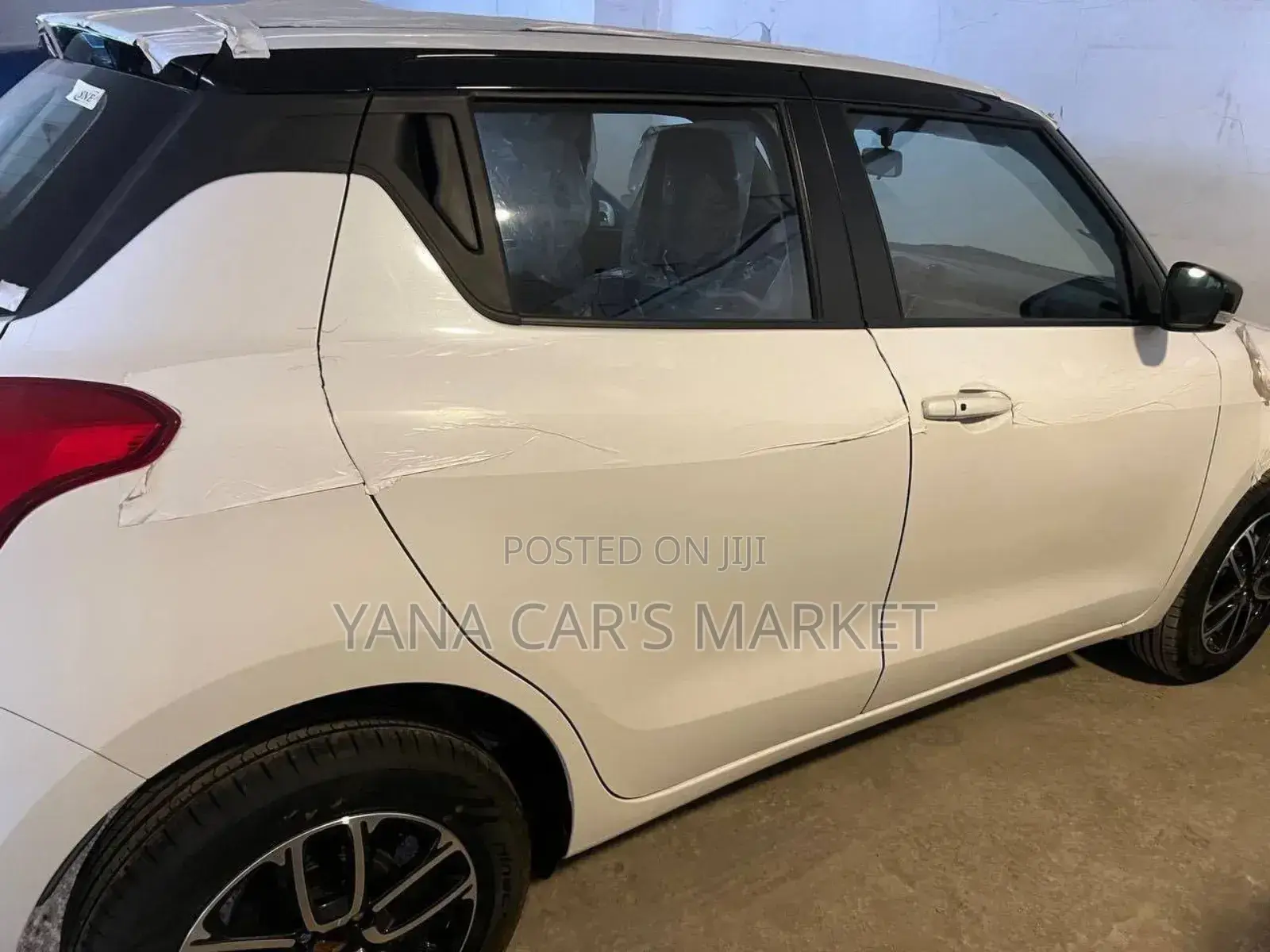 New Suzuki Swift 2023 White