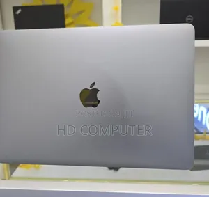 New Laptop Apple MacBook Pro M1 8GB Apple M1 Pro SSD 256GB