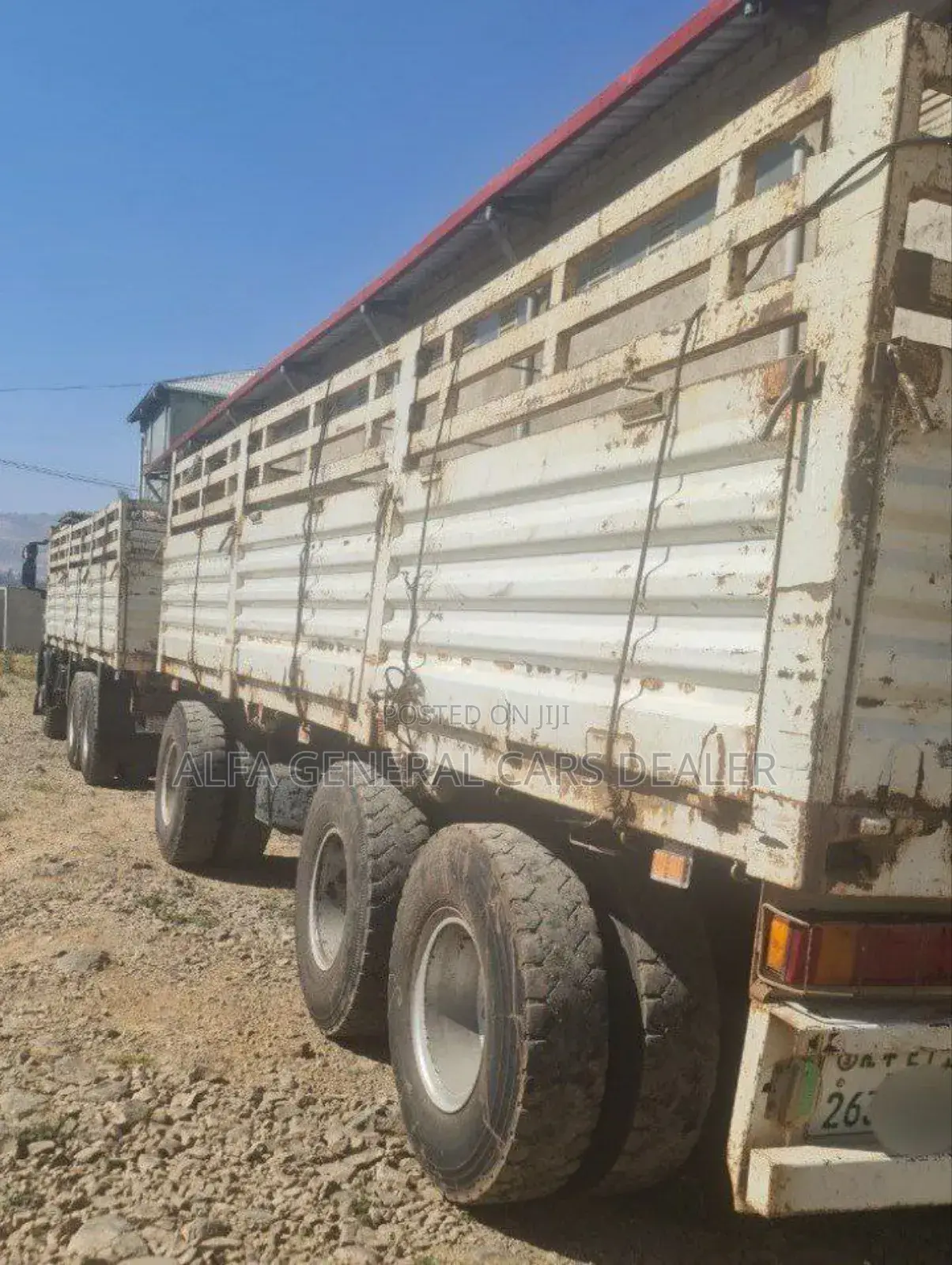 Iveco ባላቶኒ ከነተሳቢው
•2017
•88 ሽ ታርጋ
•26 ሽ ታርጋ ተሳቢ
•350,000 Km