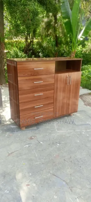 Photo - Chest Drawer