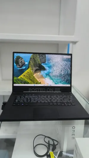 New Laptop Asus ROG Zephyrus G15 32GB Intel Core I7 SSD 1T