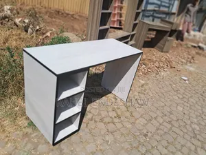 Modern Reading Table