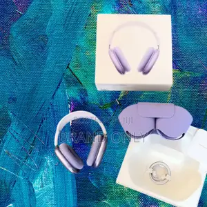 Photo - Apple Max Pure Sound: Hear Everything So Crisp, Clearly