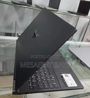 New Laptop HP Victus 15 16GB Intel Core I7 SSD 512GB