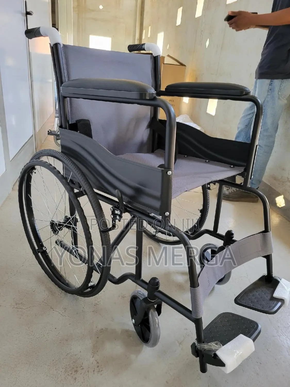 Wheelchair‱先wheelchair\\ዊልቼር5⁄8 Wheels to Provide Durability