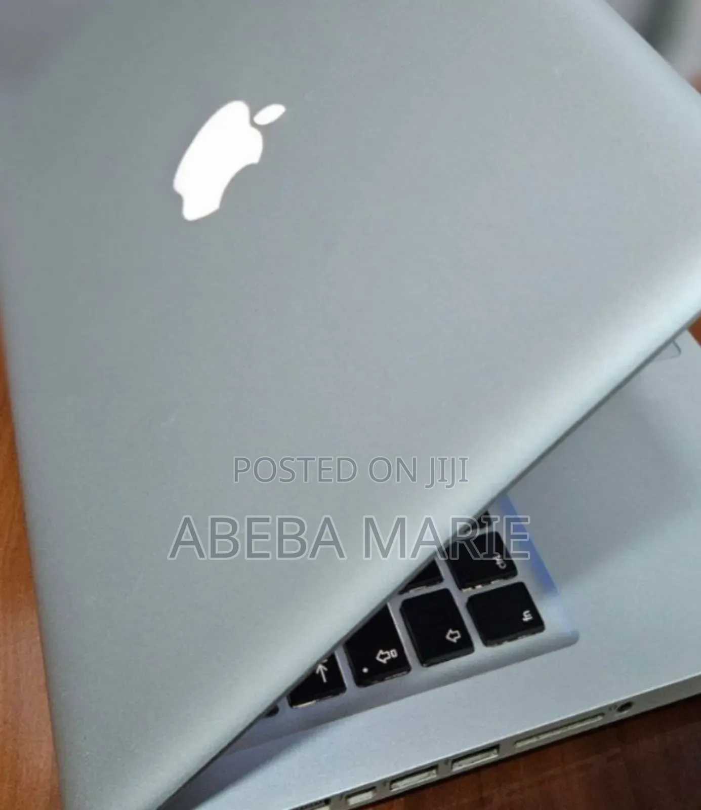 New Laptop Apple MacBook Pro 2012 8GB Intel Core I5 SSD 320GB