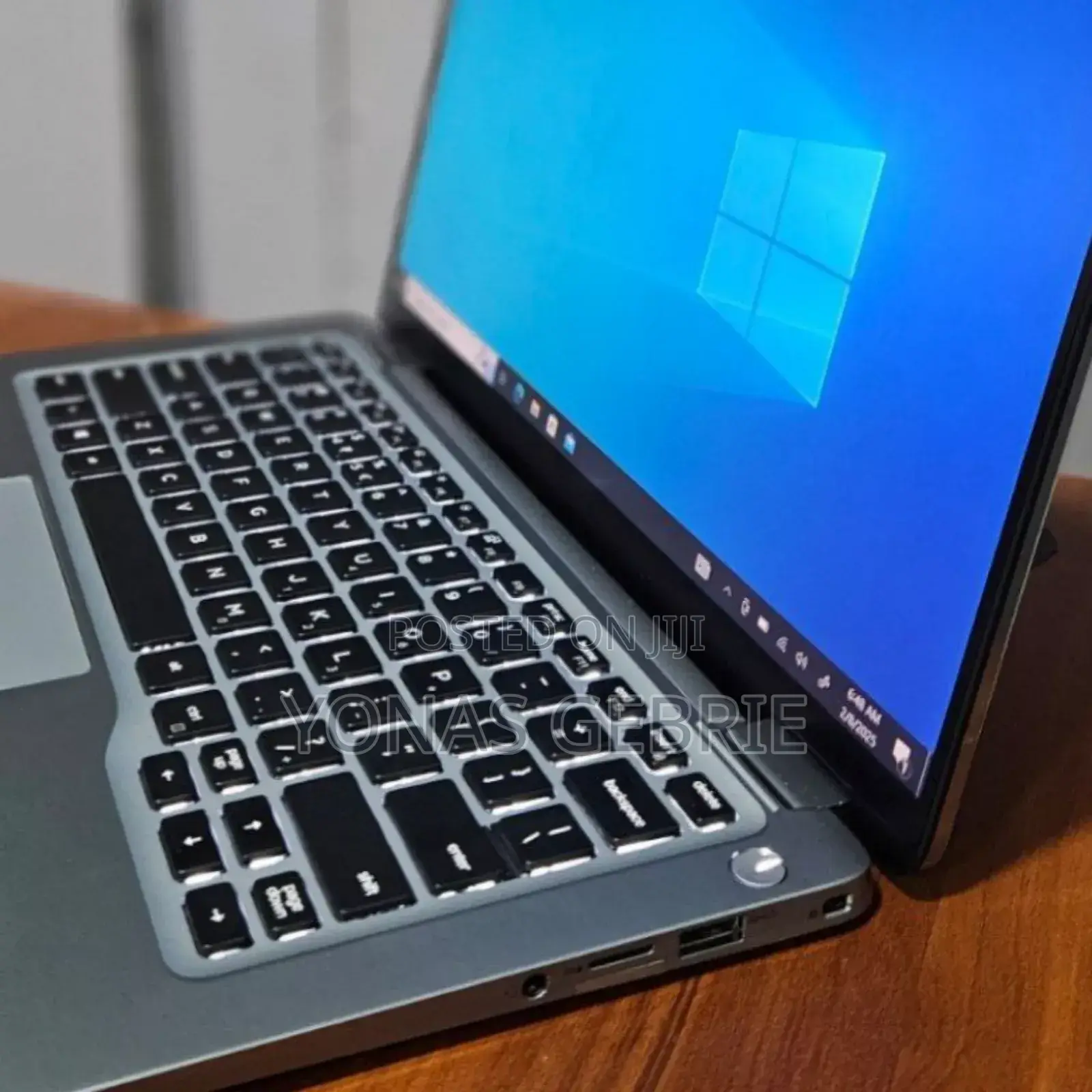 New Laptop Dell 8GB Intel Core I5 SSD 256GB