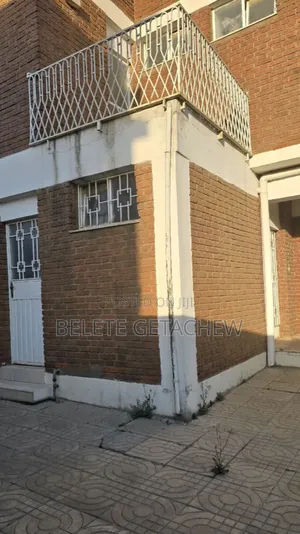 5bdrm House in Ayat Zone, G+1 House, Bole for sale