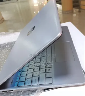 New Laptop HP Stream Notebook 8GB Intel Core I5 SSD 512GB