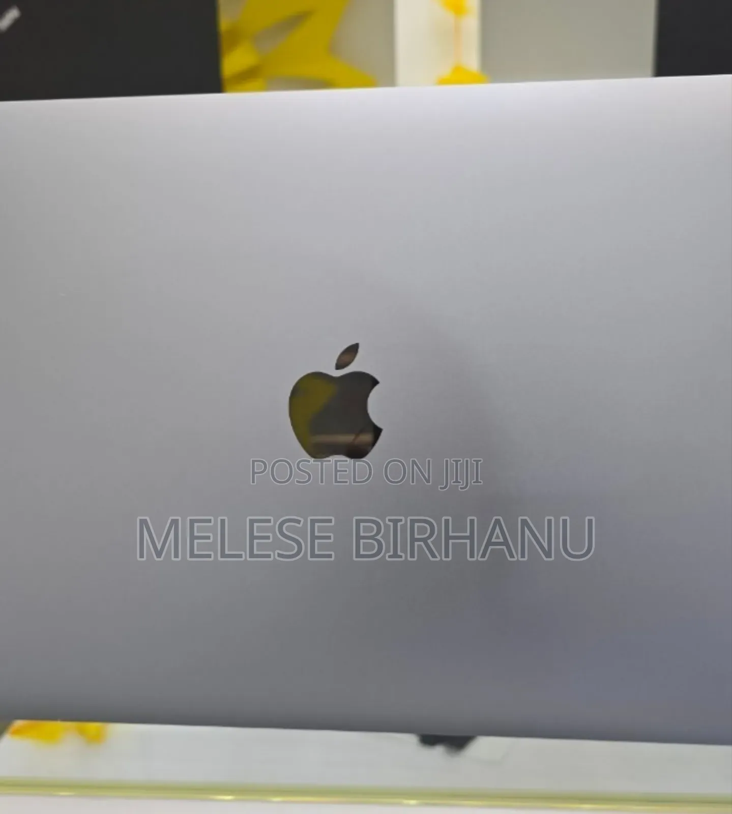 New Laptop Apple MacBook Pro 2020 M1 8GB Apple M1 Pro SSD 256GB