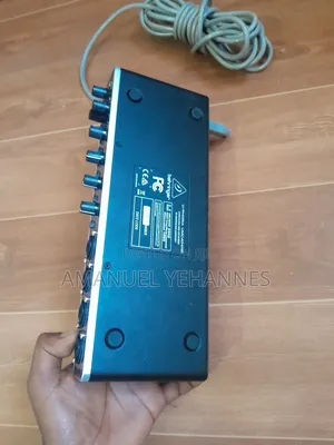 Behringer U-Phoria Umc404hd Sound Card