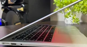 New Laptop Apple MacBook Air 2015 8GB Intel Core M SSD 256GB