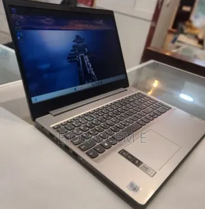 Laptop Lenovo 4GB Intel Core I3 HDD+SSD 1T