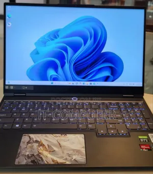 New Laptop Lenovo Legion 5 16GB AMD Ryzen 7 SSD 1T