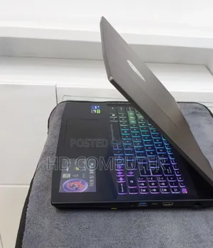 New Laptop MSI Pulse GL66 16GB Intel Core I7 SSD 1T