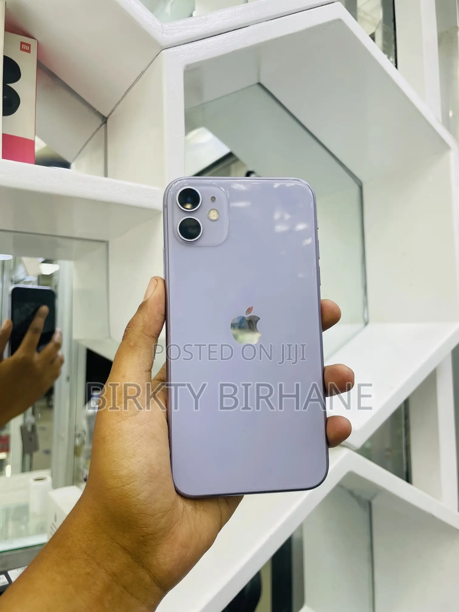 New Apple iPhone 11 128 GB Purple