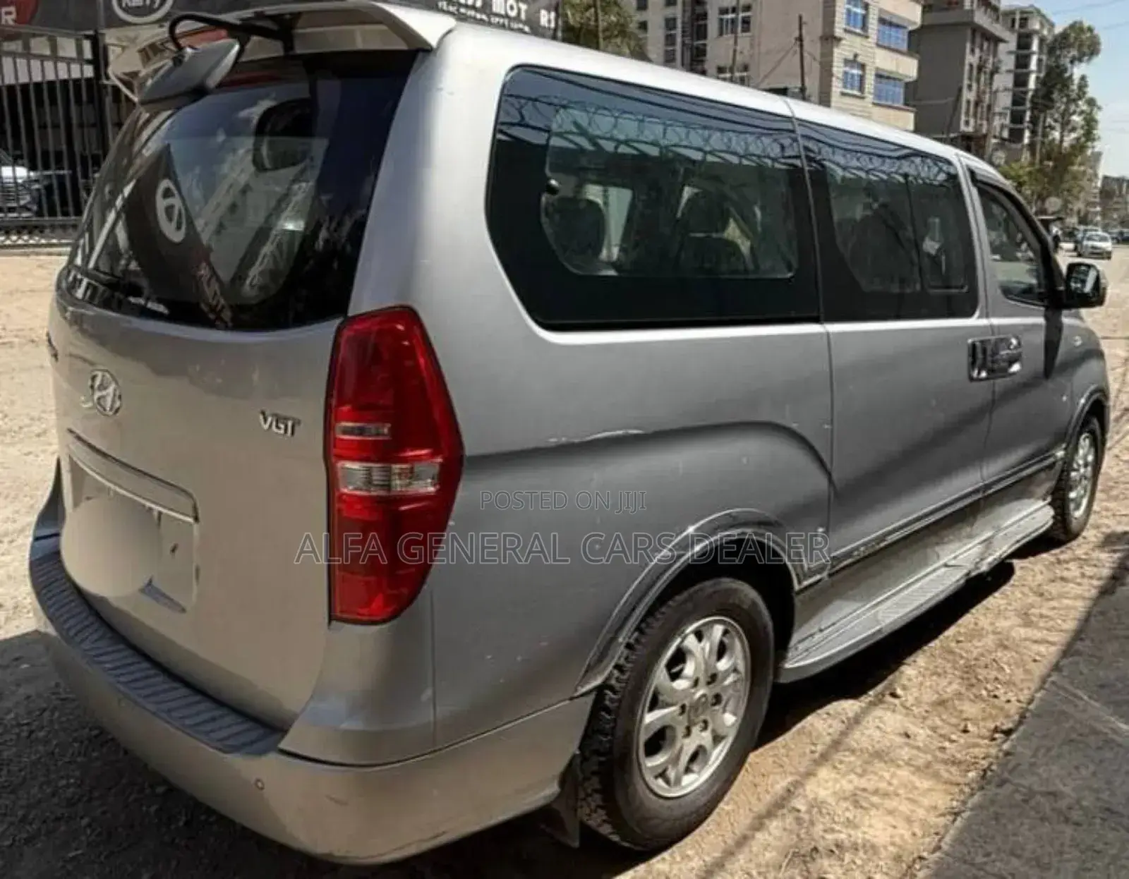 Hyundai Starex 2016 Silver