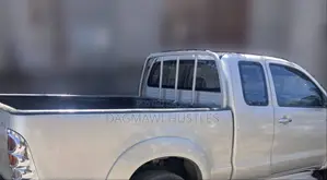 Toyota Hilux 2007 Silver