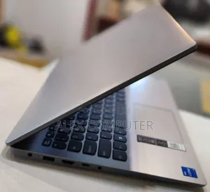 New Laptop Lenovo Ideapad 3 8GB Intel Core I5 SSD 512GB