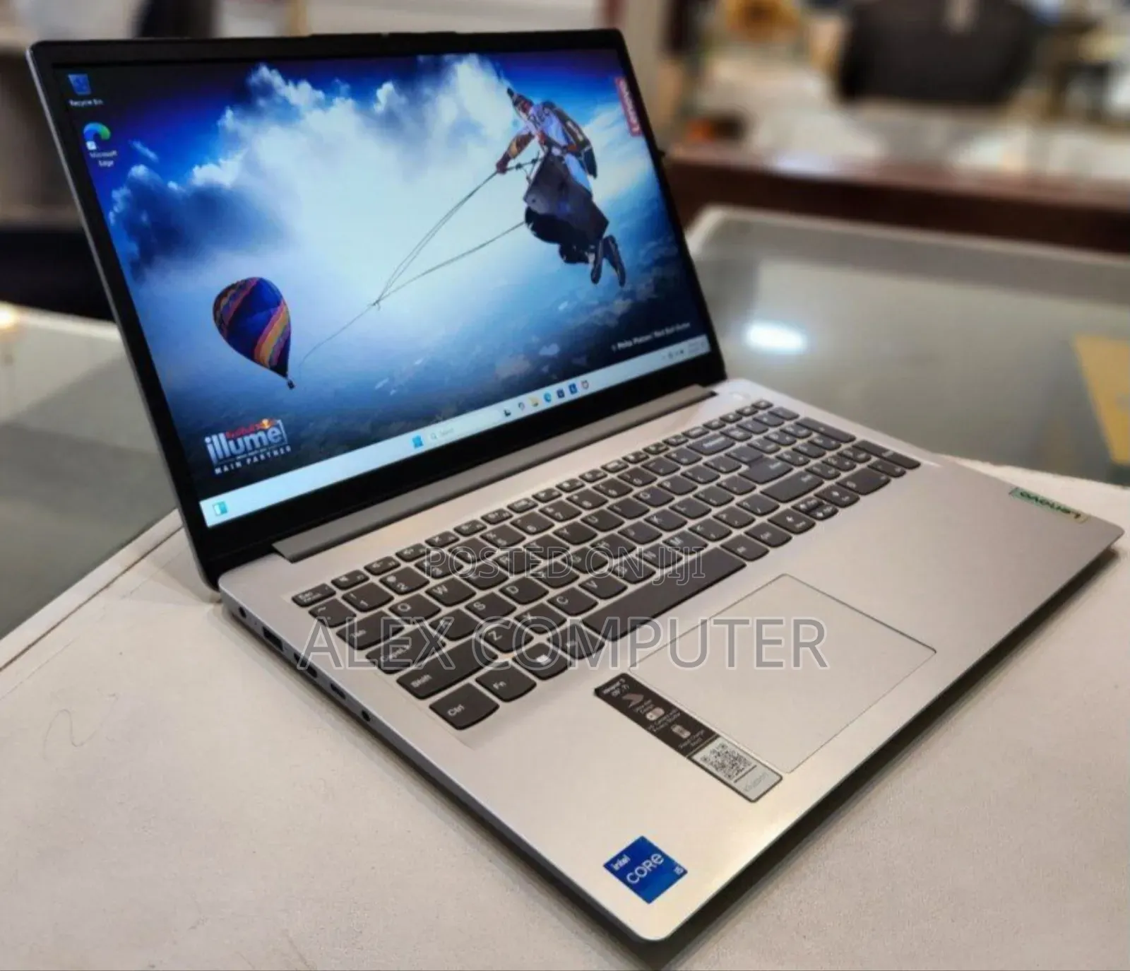 New Laptop Lenovo Ideapad 3 8GB Intel Core I5 SSD 512GB