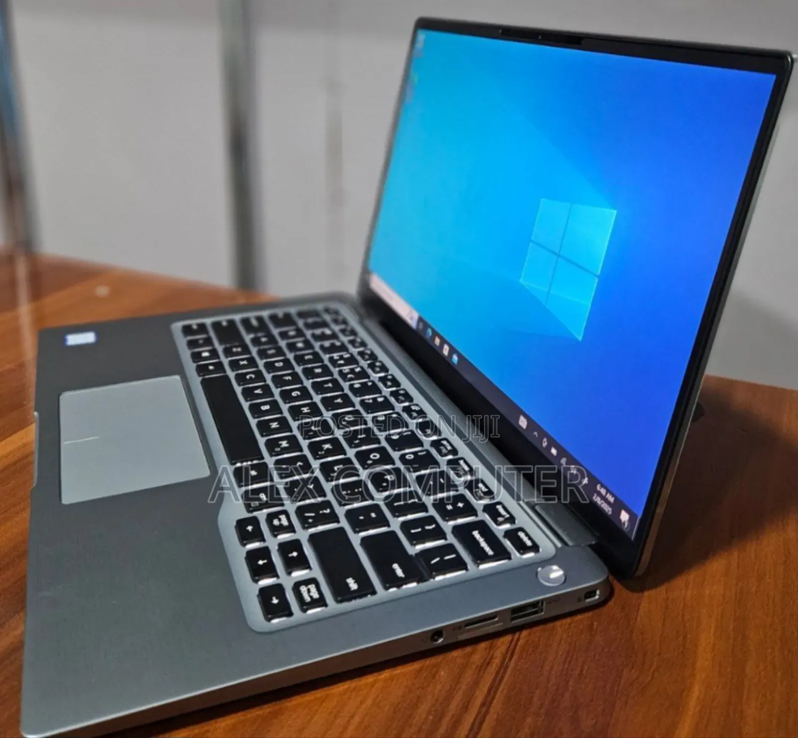 New Laptop Dell Latitude 14 8GB Intel Core I5 SSD 256GB