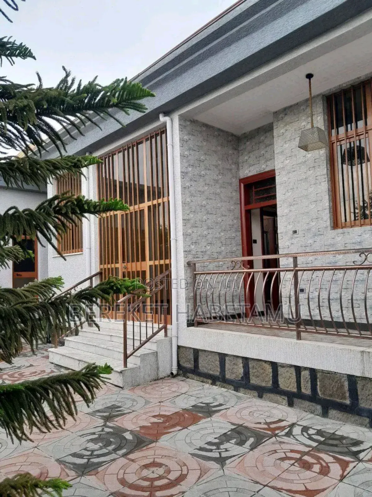 Furnished 6bdrm Villa in አዲስ አበባ, Nifas Silk-Lafto for sale