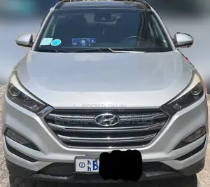 Hyundai Tucson 2017 Silver