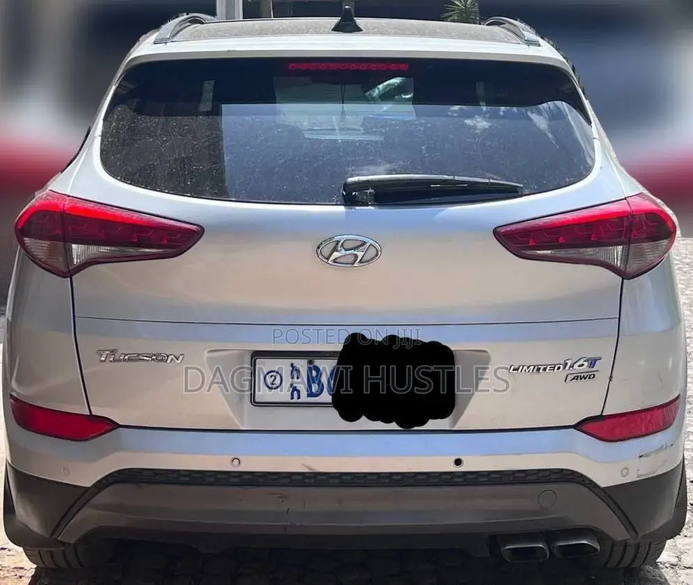 Hyundai Tucson 2017 Silver