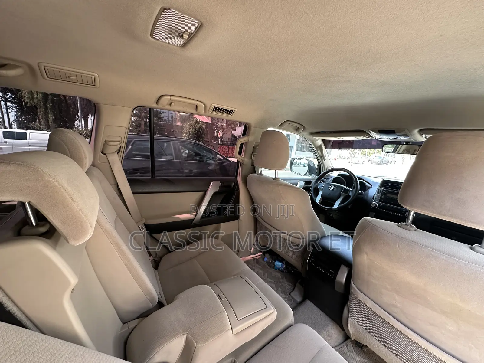 Toyota Land Cruiser Prado 2012 White