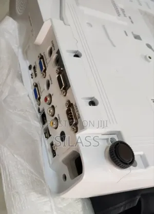 Brand New EPSON Projector With Manual CD and Cartoon