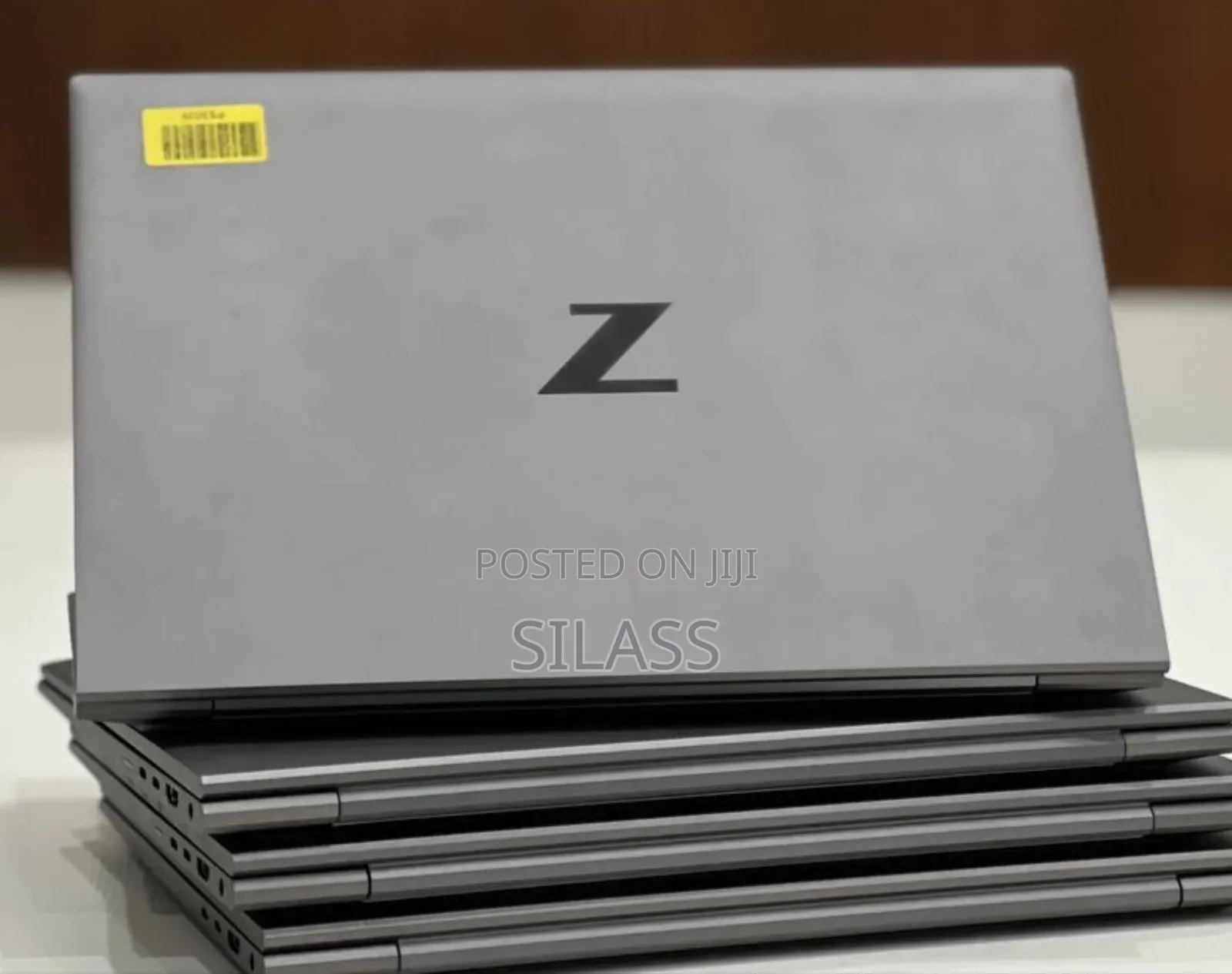 New Laptop HP ZBook Firefly 14 G7 16GB Intel Core I5 SSD 512GB