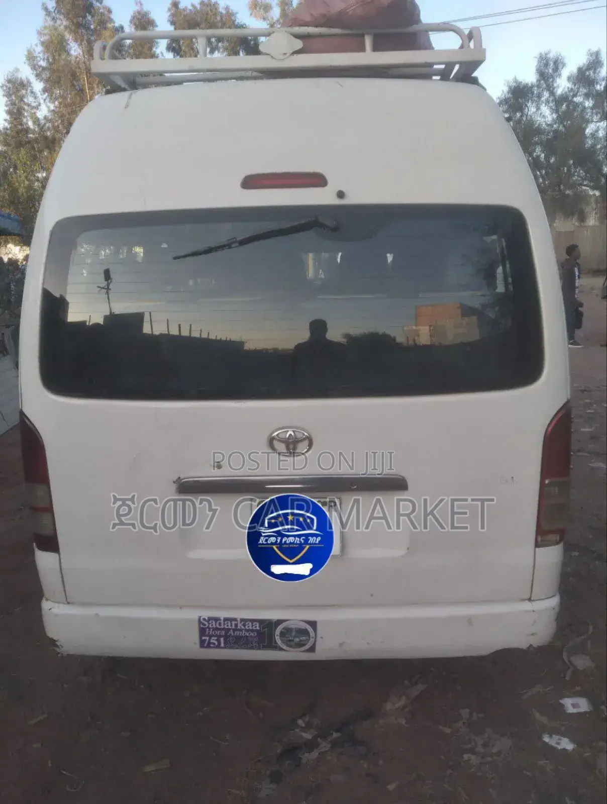 Toyota HiAce 2012 White
