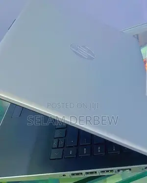 New Laptop HP Pavilion 14 8GB AMD A4 SSD 256GB
