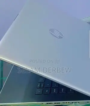 New Laptop HP Pavilion 14 8GB AMD A4 SSD 256GB