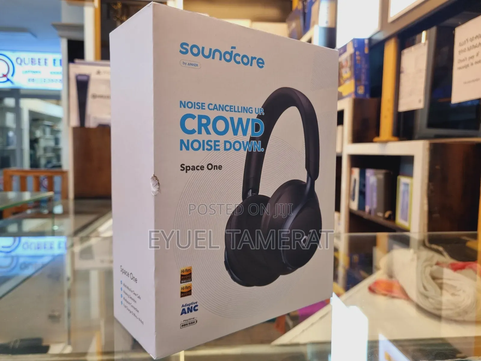 Soundcore by Anker Crowd Noise Down