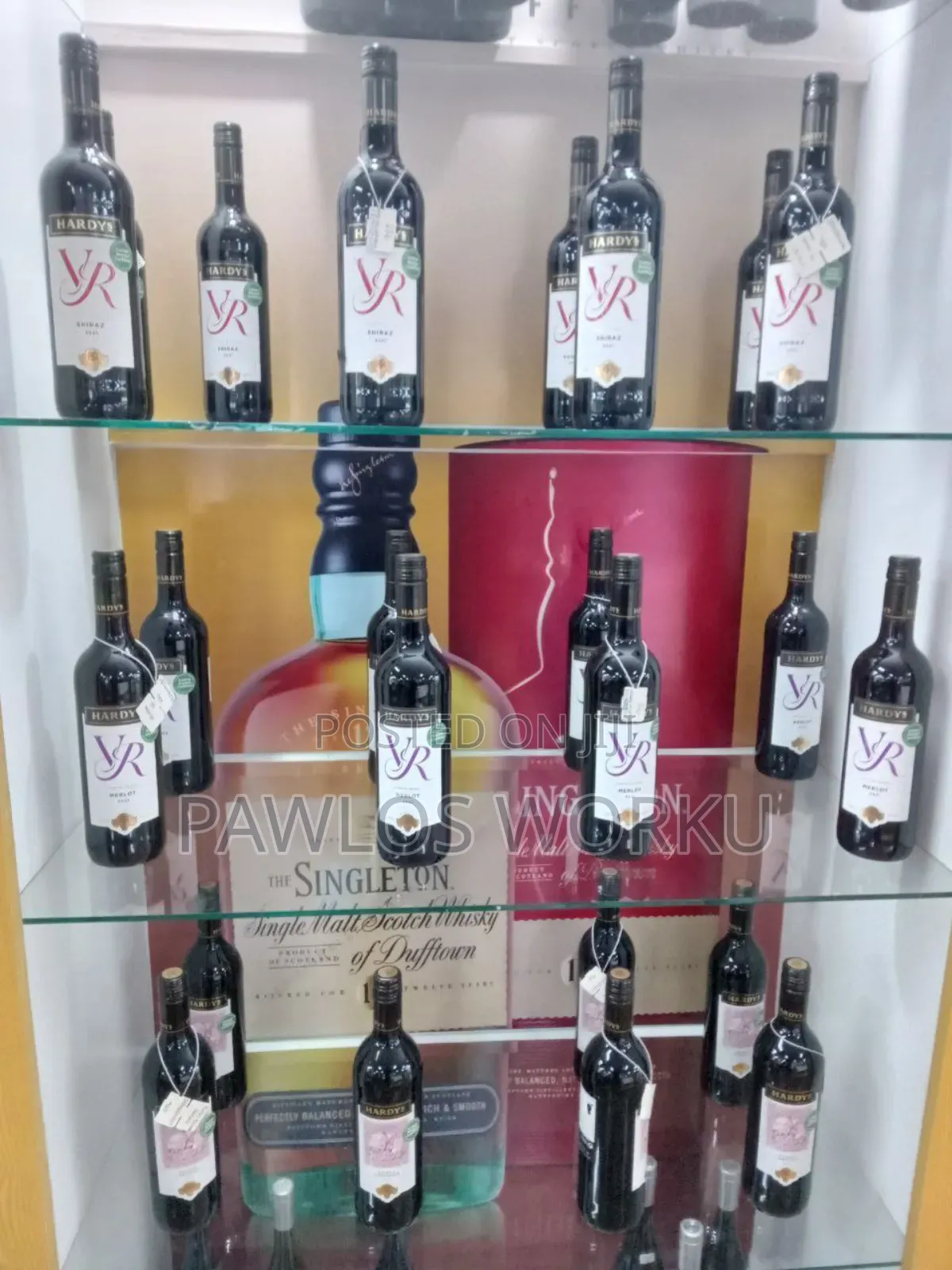 VR. SHIRAZ Australia Wine