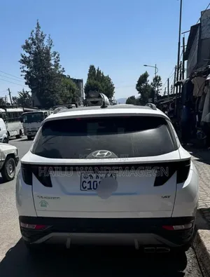 New Hyundai Tucson 2022 White