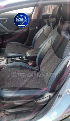 Hyundai Avante 2012 Blue