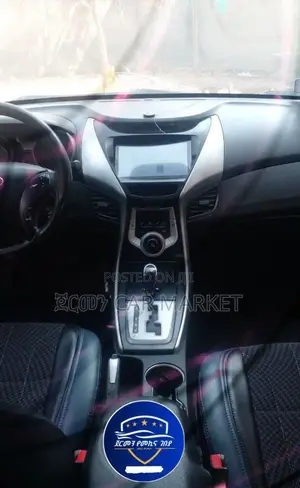 Hyundai Avante 2012 Blue