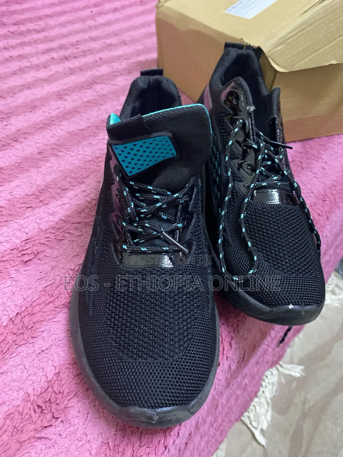 Men's Lightweight Running Shoes [Preorder]