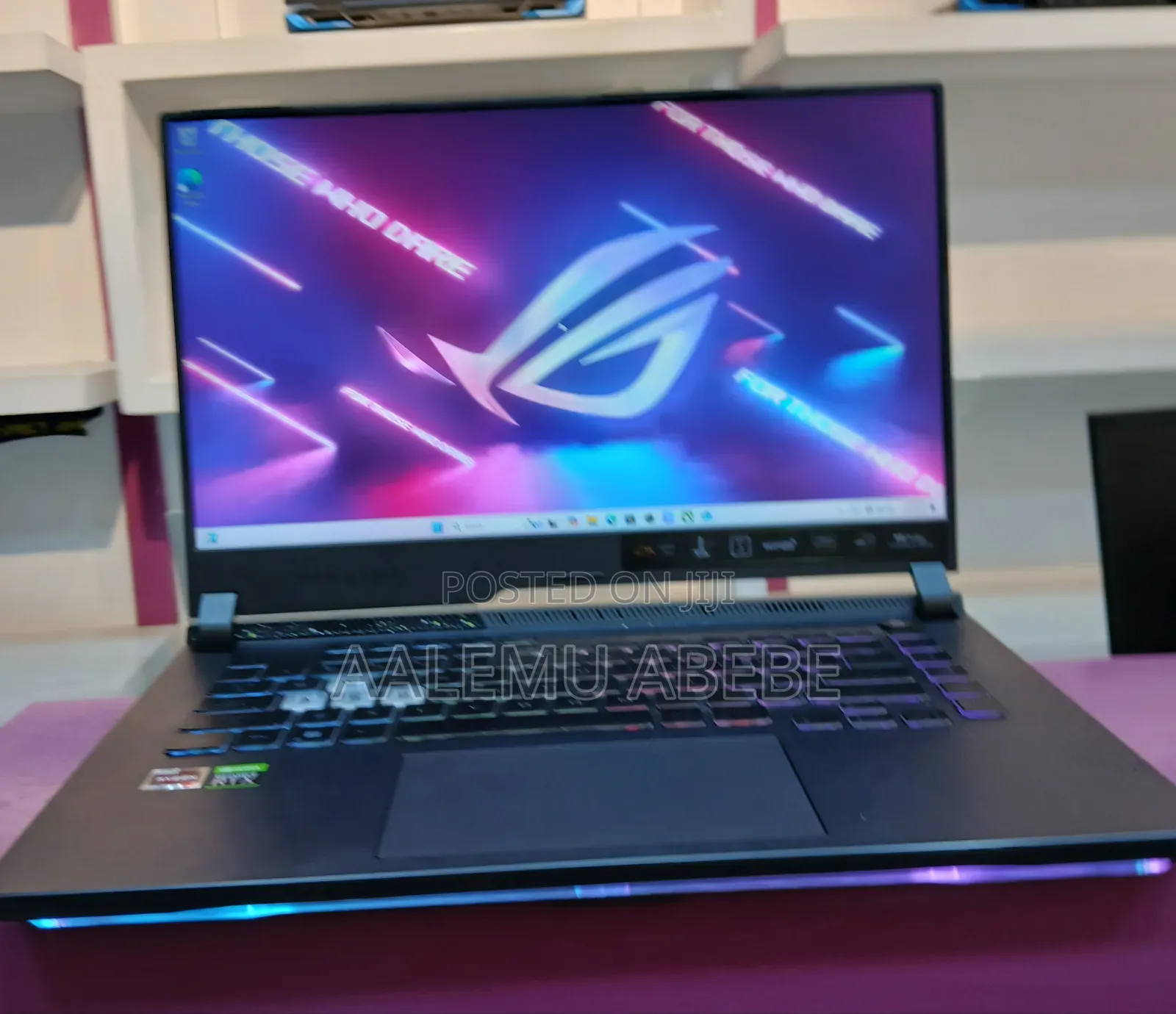 New Laptop Asus ROG Strix G15 16GB AMD Ryzen 7 SSD 1T