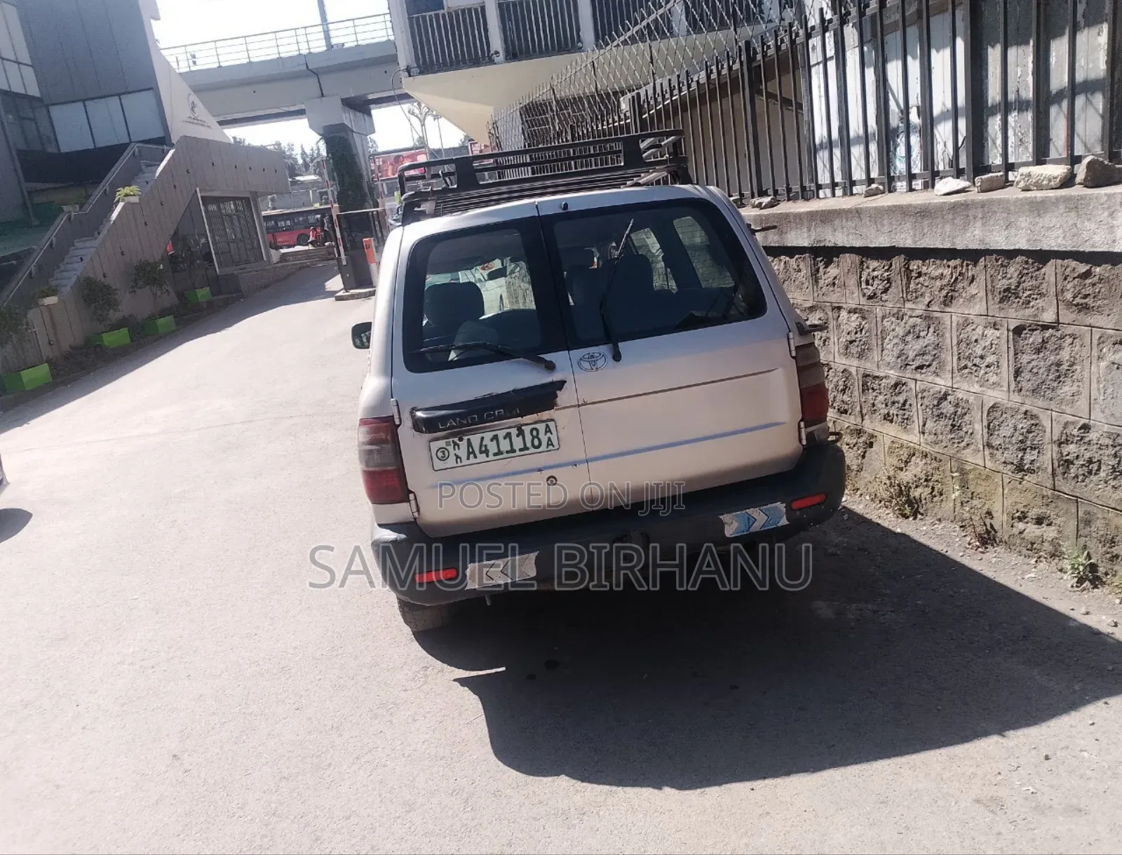 Toyota Land Cruiser 4x4 2004 Silver